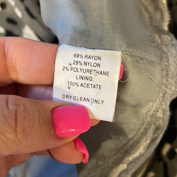 Trina Turks Los Angeles Pencil straight Skirt . Gray splatter print size Small - Picture 9 of 12